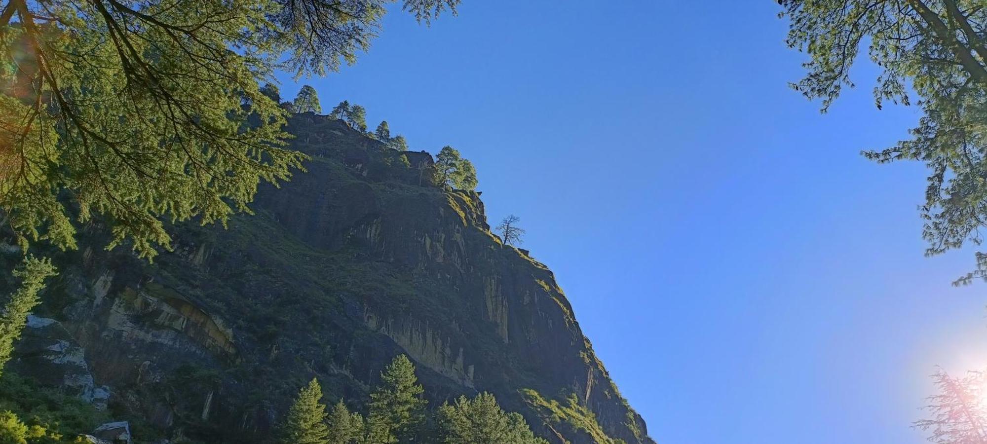 Готель Dog N Hill Касоль Екстер'єр фото